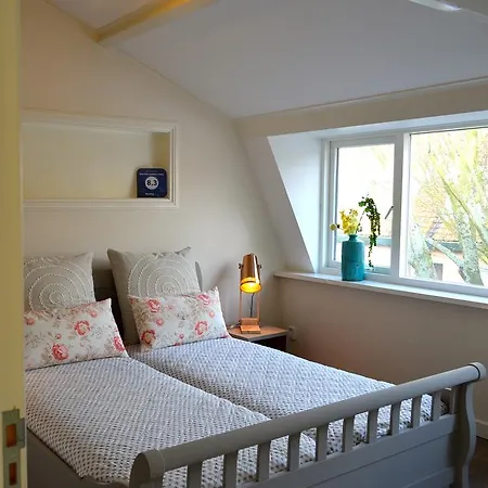 B&B City House 레이든